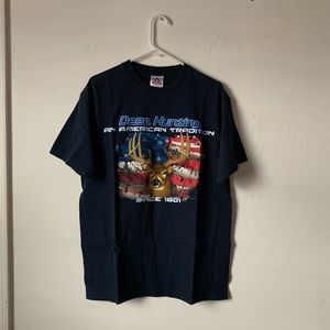 Deer Hunting American Tradition T-shirt